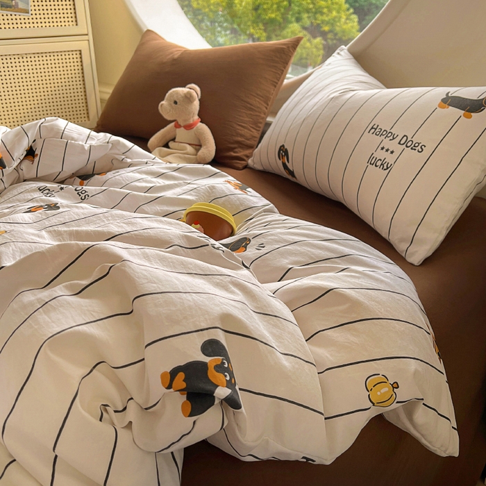 91家纺网 家纺一手货源 找家纺 2025耀达新款舒适水洗棉印花四件套 条纹犬-印花