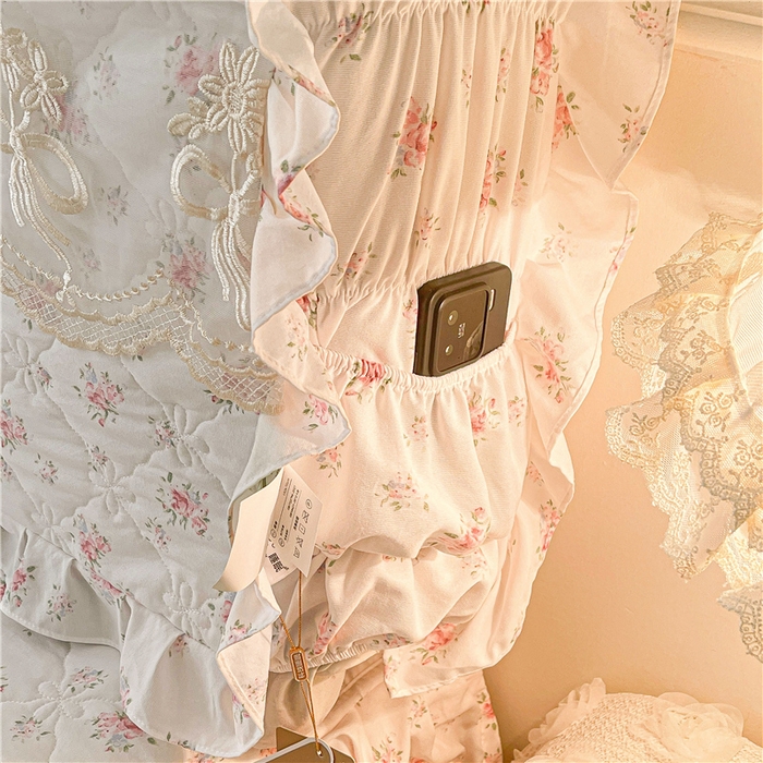 91家纺网 家纺一手货源 找家纺 十个点2025新款亲肤夹棉床头罩 花儿朵朵