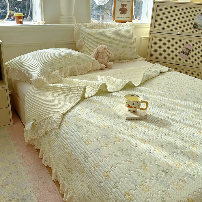 91家纺网 家纺一手货源 找家纺 美梦家纺 2025新款A类全棉13372花边床盖四件套-白边 白边-萱草