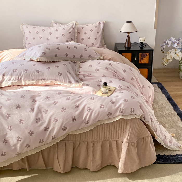 91家纺网 家纺一手货源 找家纺 梦可莱家居 2025新款全棉韩版蕾丝边床盖四件套 蝴蝶结