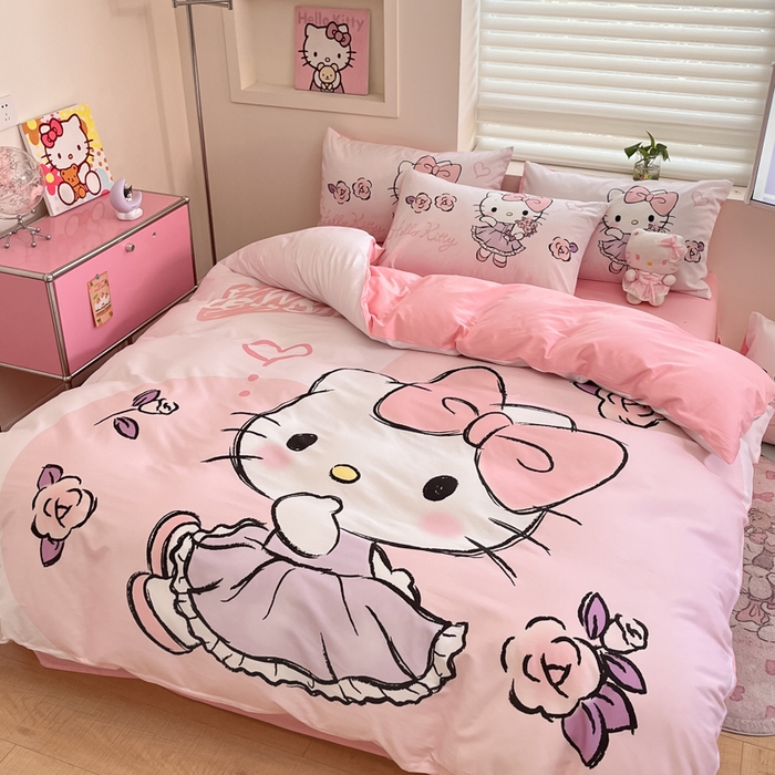 91家纺网 家纺一手货源 找家纺 金爱家 2025新款纯棉数码印花大阪三丽鸥四件套 甜心宝贝kt