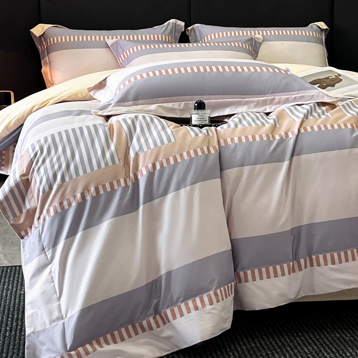 91家纺网 家纺一手货源 找家纺 新方向 2025新款全棉长绒棉数码印花四件套-布拉格之恋 布拉格之恋-香槟