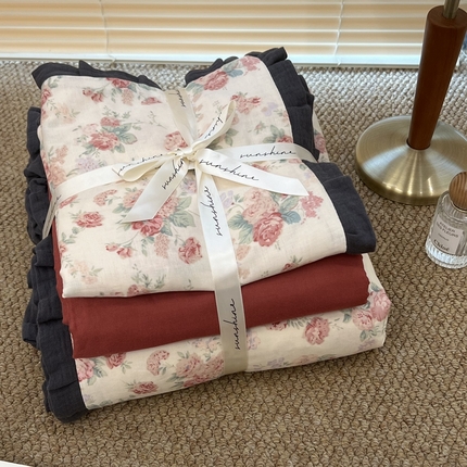 91家纺网 家纺一手货源 找家纺 （总）荣轩 2024新款全棉印花双层纱四件套 皱皱纱花边款