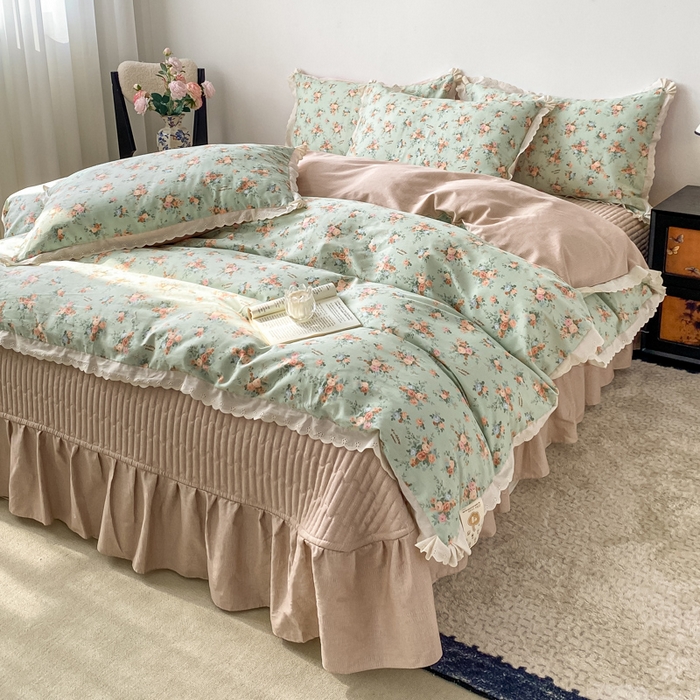 91家纺网 家纺一手货源 找家纺 梦可莱家居 2025新款全棉韩版蕾丝边床盖四件套 玫小姐