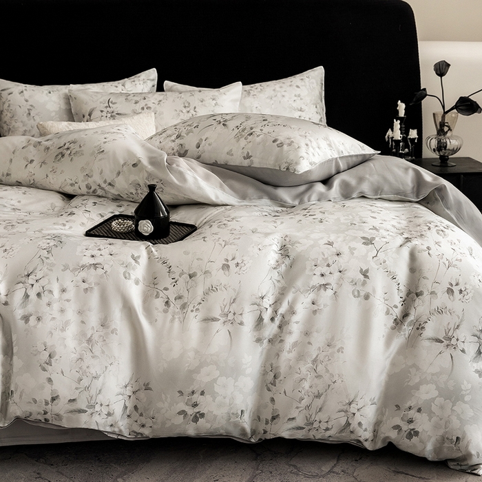 91家纺网 家纺一手货源 找家纺 立奥被业 2025年新款100%兰精天丝四件套天丝数码印花四件套 杏园芳-灰