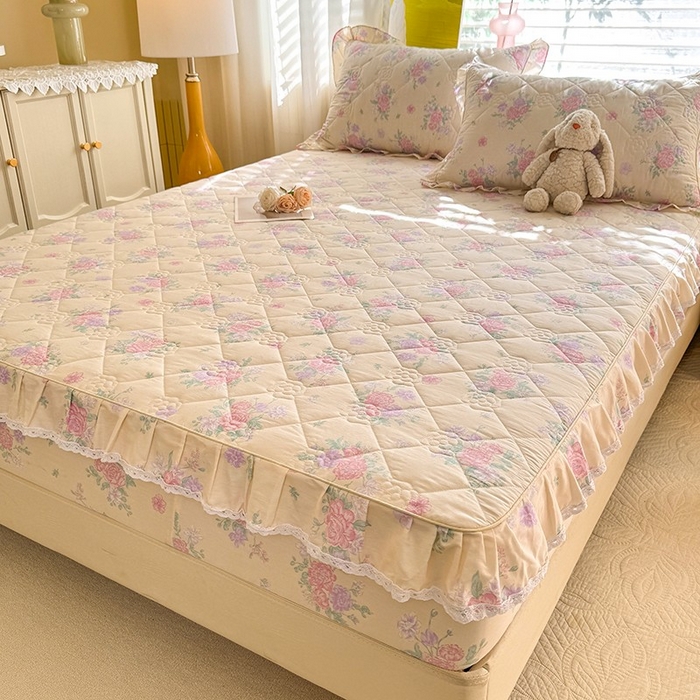 91家纺网 家纺一手货源 找家纺 美达家纺 2025新款全棉印花夹棉床笠 幽香私语黄