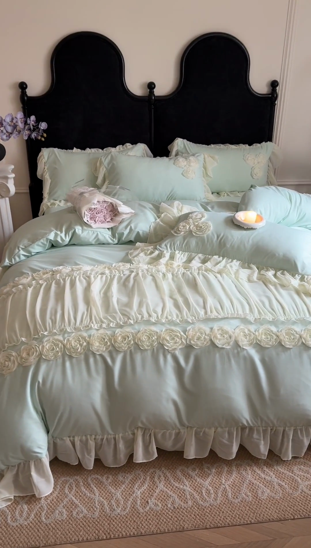 91家纺网 家纺一手货源 找家纺 富盛家纺 2025新款水洗亲肤棉盘花刺绣床裙款四件套公主风四件套甜蜜蜜系列 甜蜜蜜-绿