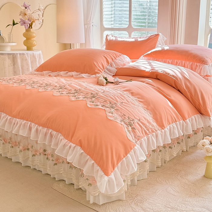 91家纺网 家纺一手货源 找家纺 大麦家纺 2025新款亲肤花边款床盖四件套  甜心小姐-落日橘