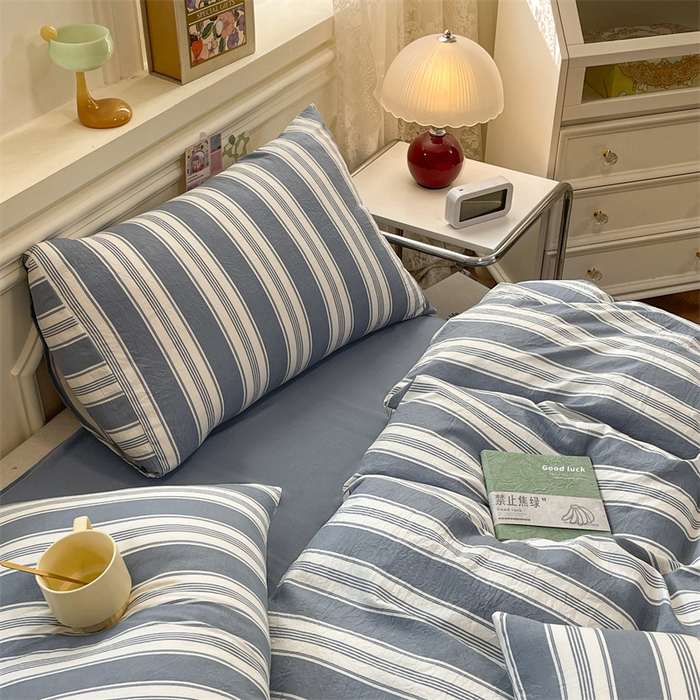 91家纺网 家纺一手货源 找家纺 盛秋家纺 2025新款水洗棉格子系列四件套蓝灰中条+海清