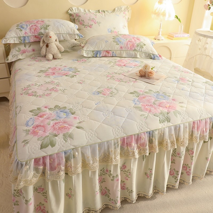 91家纺网 家纺一手货源 找家纺 美达家纺 2025新款全棉印花夹棉床裙 法尔曼玫瑰