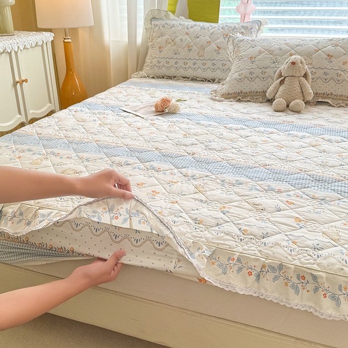 91家纺网 家纺一手货源 找家纺 美达家纺 2025新款全棉印花夹棉床笠 花宠乐章-蓝