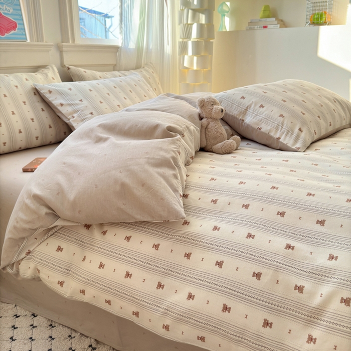 91家纺网 家纺一手货源 找家纺 清雅福 2025全棉13372小清新四件套和单被套早春系列第二批--四件套 北欧熊