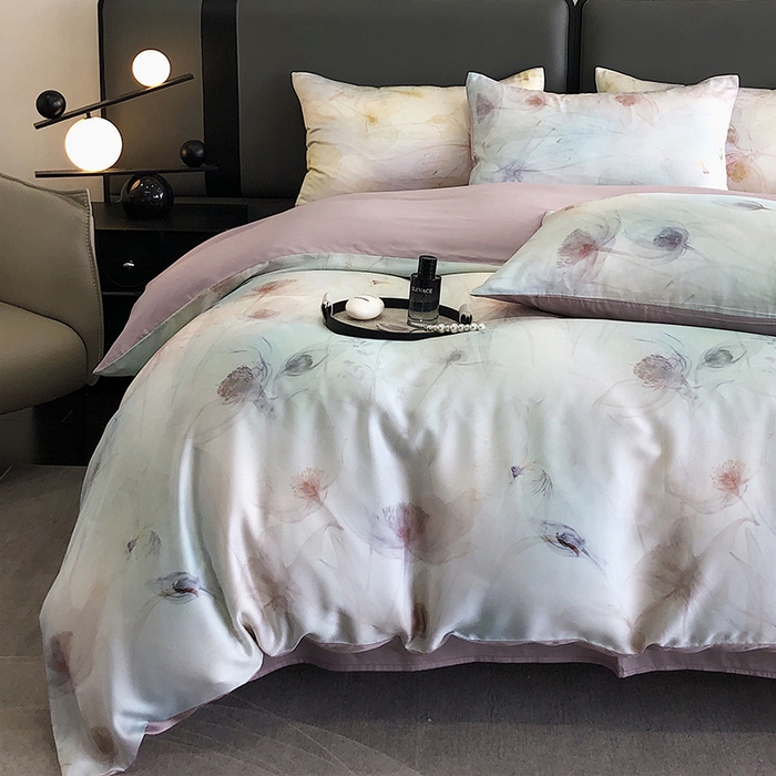 91家纺网 家纺一手货源 找家纺 立奥被业 2025年新款100%兰精天丝四件套天丝数码印花四件套 水仙紫