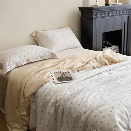 黛舒家居 2025新款天丝印花夏被四件套 山影序曲