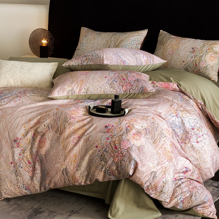 91家纺网 家纺一手货源 找家纺 立奥被业 2025新款60S数码印花四件套四件套 秘境绿