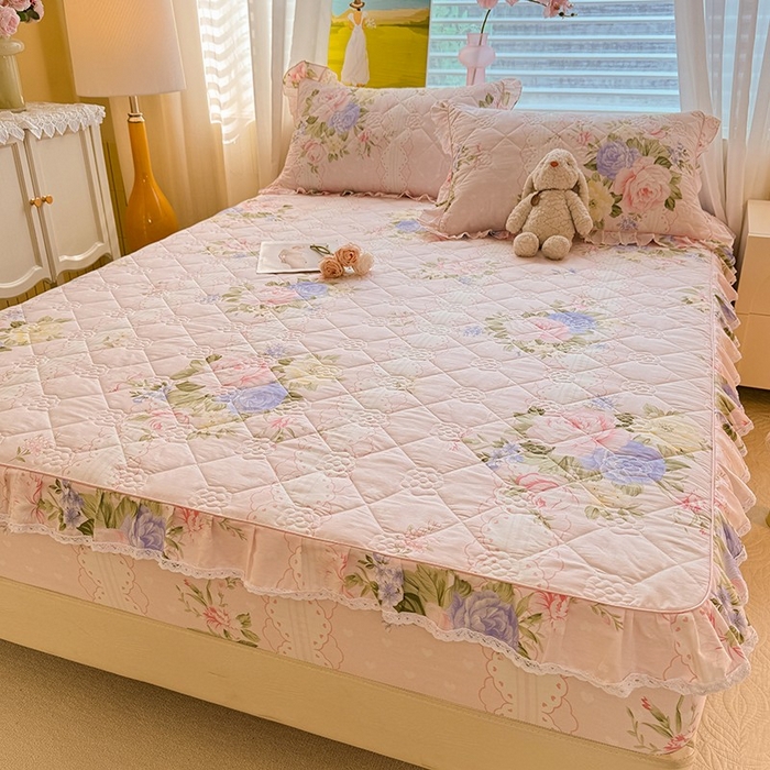 91家纺网 家纺一手货源 找家纺 美达家纺 2025新款全棉印花夹棉床笠 绮梦花源