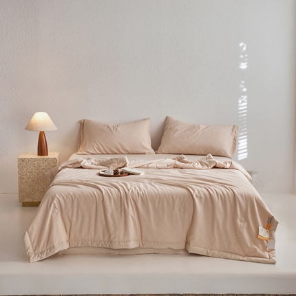 91家纺网 家纺一手货源 找家纺 （总）一加一 2025新款A类亲肤棉色织条大豆纤维夏被四件套