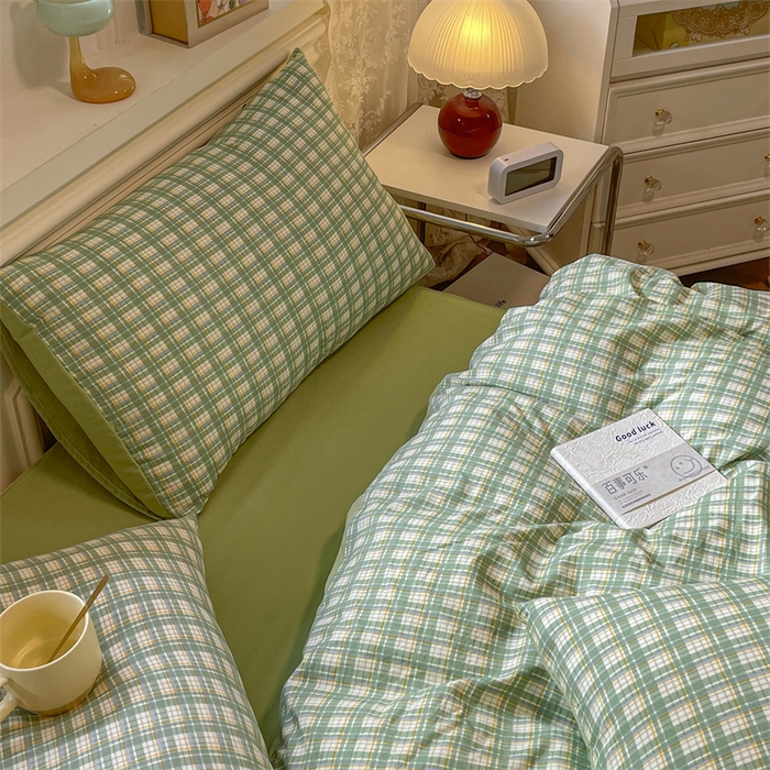 91家纺网 家纺一手货源 找家纺 盛秋家纺 2025新款水洗棉格子系列四件套 抹茶+果绿