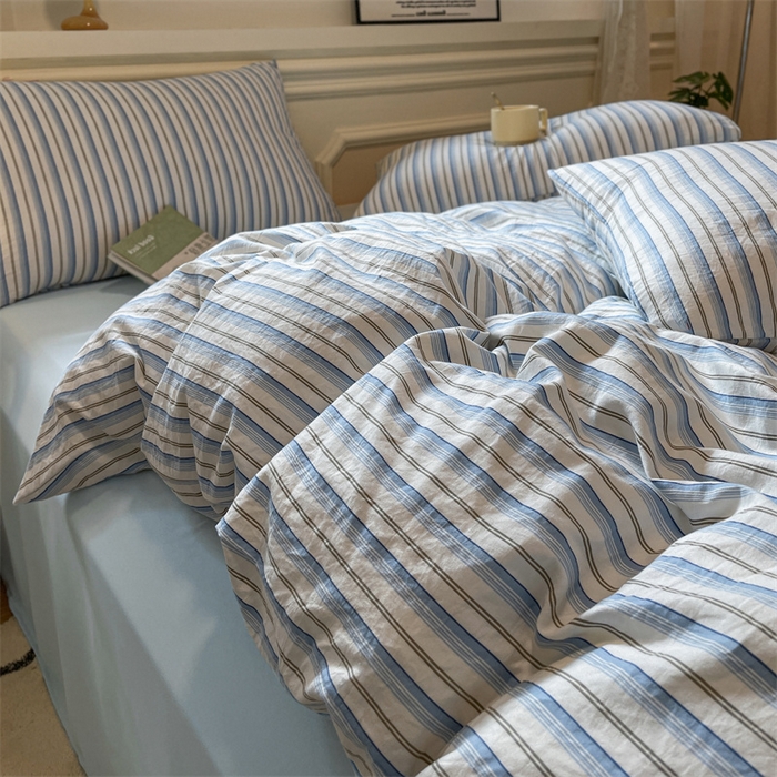 91家纺网 家纺一手货源 找家纺 盛秋家纺 2025新款水洗棉格子系列四件套蓝苏条+天空蓝