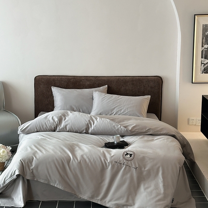 91家纺网 家纺一手货源 找家纺 赫帛 2025新款赫本猫联名系列四件套-蒂普缇克 蒂普缇克-珍珠灰