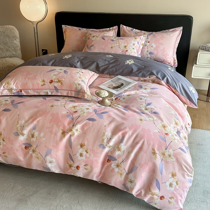 91家纺网 家纺一手货源 找家纺 格里芬家纺 2025新款全棉四件套13376纯棉印花四件套 杏绘-粉