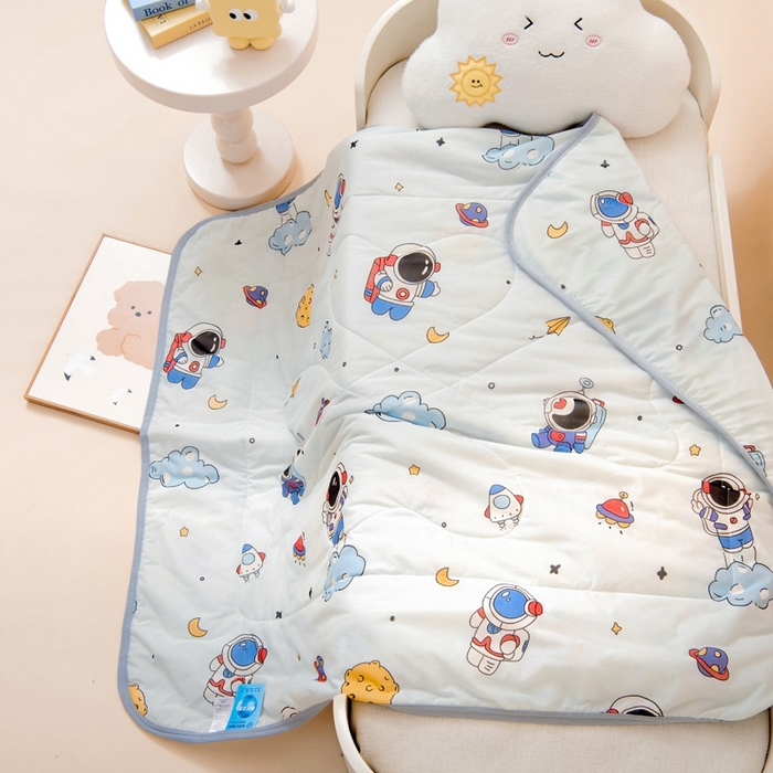 91家纺网 家纺一手货源 找家纺 鱼宝 2025新款凉感丝夏被 开心宇航员