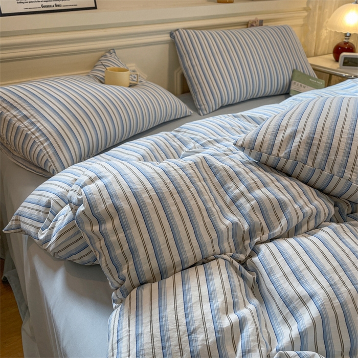 91家纺网 家纺一手货源 找家纺 盛秋家纺 2025新款水洗棉格子系列四件套蓝苏条+天空蓝