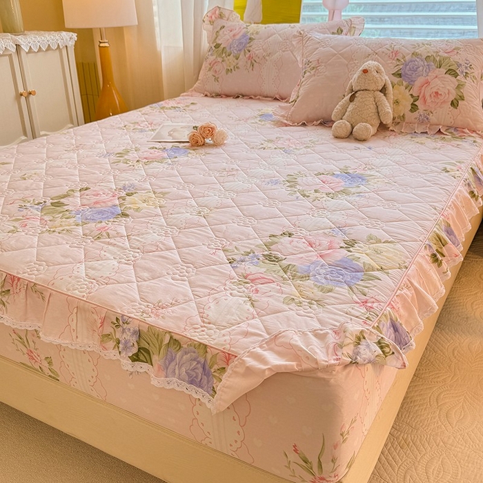 91家纺网 家纺一手货源 找家纺 美达家纺 2025新款全棉印花夹棉床笠 绮梦花源