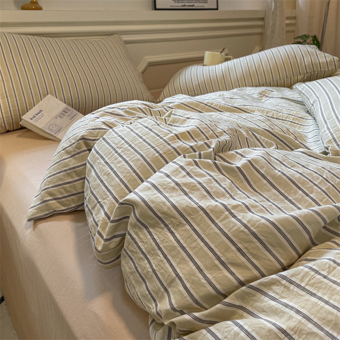 91家纺网 家纺一手货源 找家纺 盛秋家纺 2025新款水洗棉格子系列四件套泡芙黄+奶茶