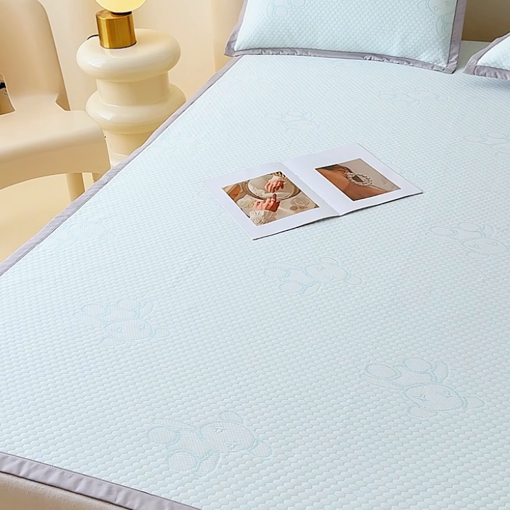 91家纺网 家纺一手货源 找家纺 小萌虎 2025新款冰豆豆凉席 床笠款 深蓝