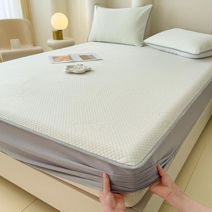 91家纺网 家纺一手货源 找家纺 小萌虎 2025新款冰豆豆凉席 床笠款 果绿