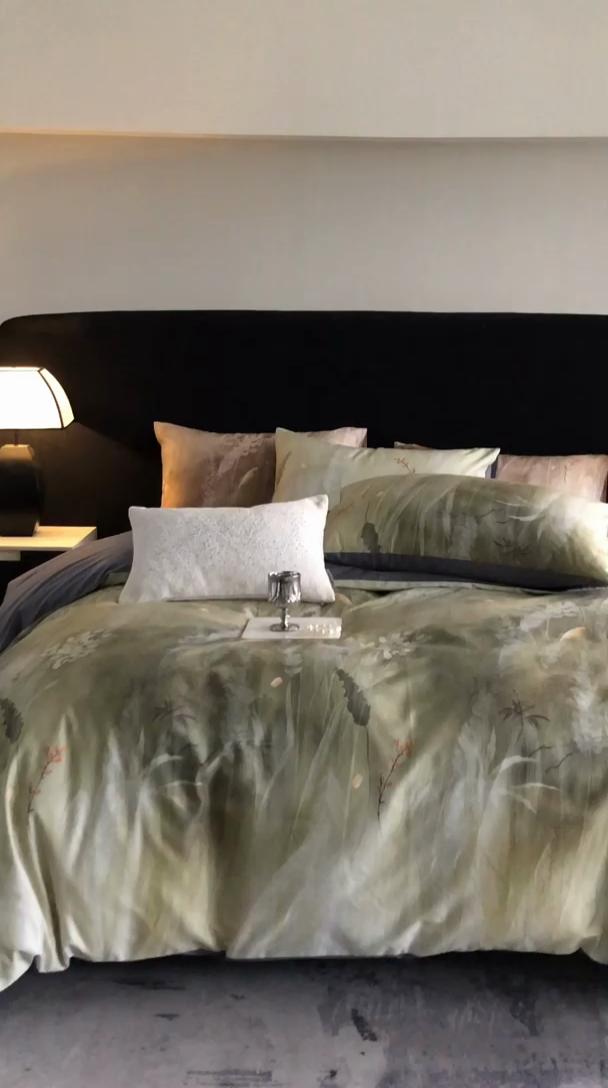 91家纺网 家纺一手货源 找家纺 立奥被业 2025新款60S数码印花四件套四件套 漠然灰