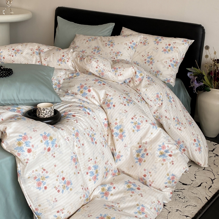 91家纺网 家纺一手货源 找家纺 帅露 2025开春新品全棉喷气13070小清新印花纯棉全棉四件套 淡雅花影