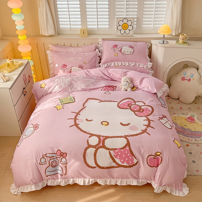 91家纺网 家纺一手货源 找家纺 玉元坊 2025新款三丽鸥系列数码印花纯棉全棉床裙三件套四件套-花边款 花边款-晚安凯蒂