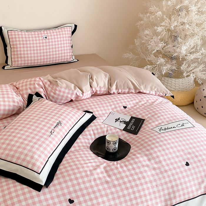 91家纺网 家纺一手货源 找家纺 （总）赫帛 2025新款赫本猫联名系列四件套-甜心格