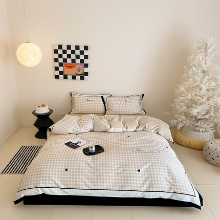 91家纺网 家纺一手货源 找家纺 （总）赫帛 2025新款赫本猫联名系列四件套-甜心格