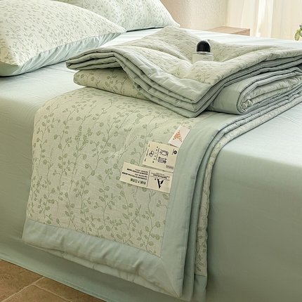 一加一家纺2025新款A类全棉三层纱色织提花大豆夏被四件套 浅草--绿