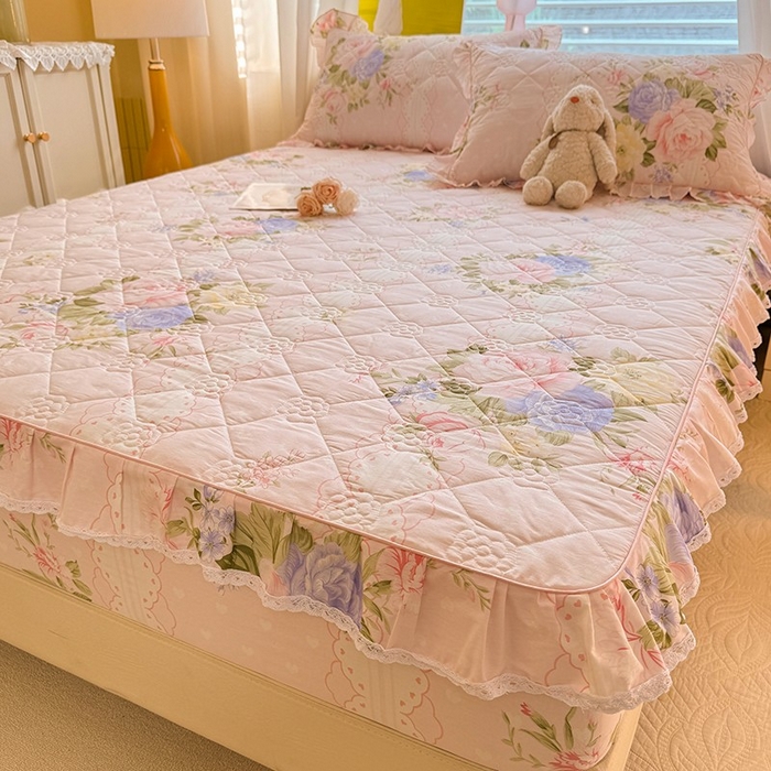 91家纺网 家纺一手货源 找家纺 美达家纺 2025新款全棉印花夹棉床笠 绮梦花源