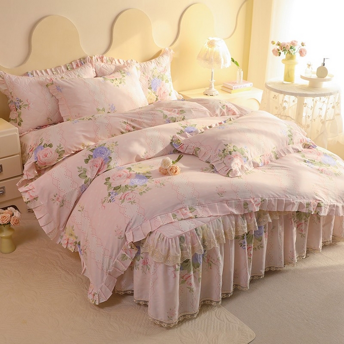 91家纺网 家纺一手货源 找家纺 美达家纺 2025新款全棉印花床裙四件套 绮梦花源