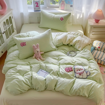 温眠家纺 2025新款水洗棉毛巾绣四件套 萝莉狗-绿
