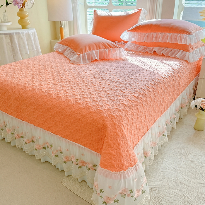 91家纺网 家纺一手货源 找家纺 大麦家纺 2025新款亲肤花边款床盖四件套  甜心小姐-落日橘