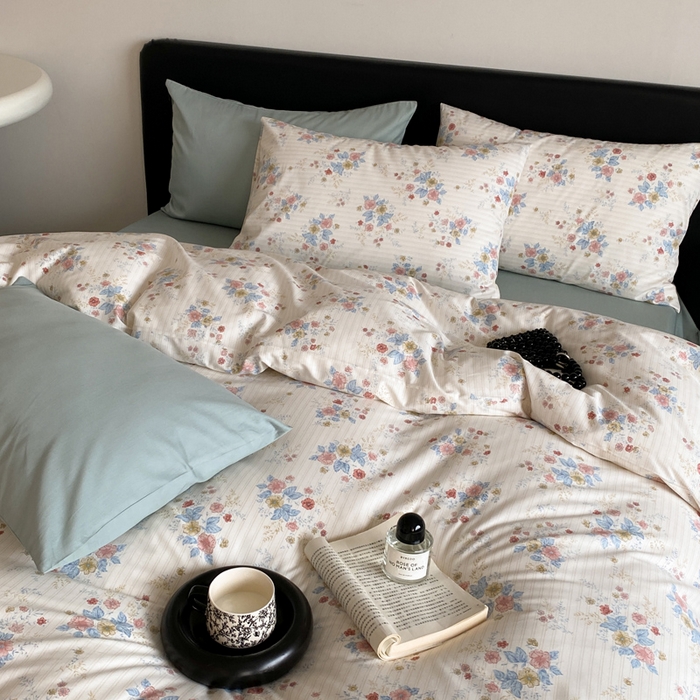 91家纺网 家纺一手货源 找家纺 帅露 2025开春新品全棉喷气13070小清新印花纯棉全棉四件套 淡雅花影