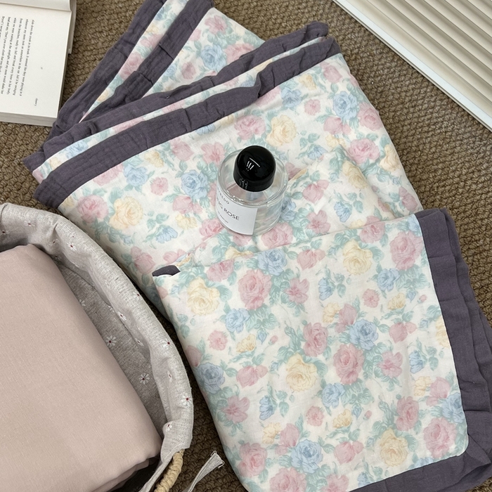 91家纺网 家纺一手货源 找家纺 荣轩 2024新款全棉印花双层纱四件套 皱皱纱花边款 桃野漫漫