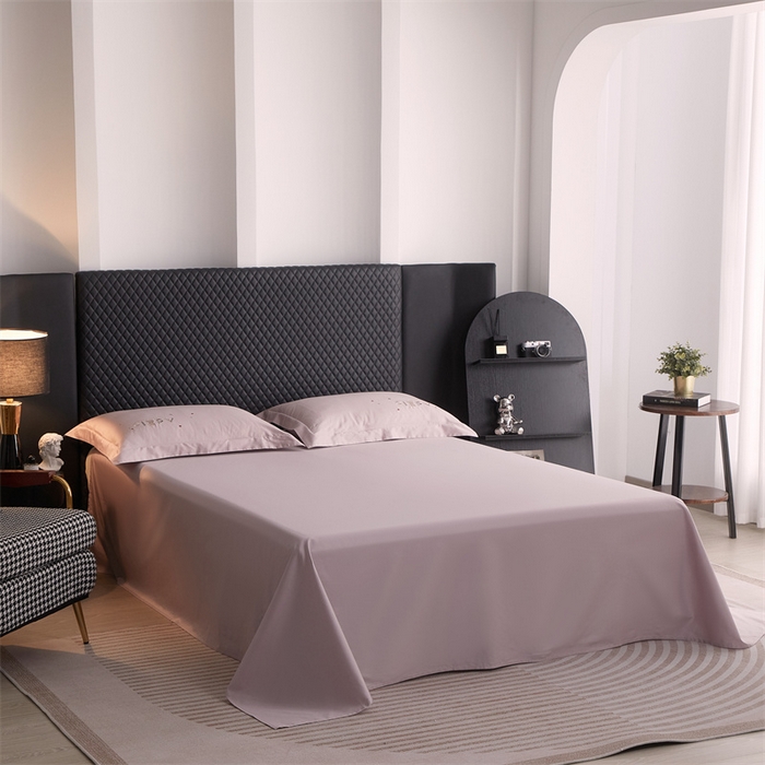 91家纺网 家纺一手货源 找家纺 品乐家纺 2025新款60支长绒棉刺绣款AB版四件套-维尼系列 维尼 豆沙粉