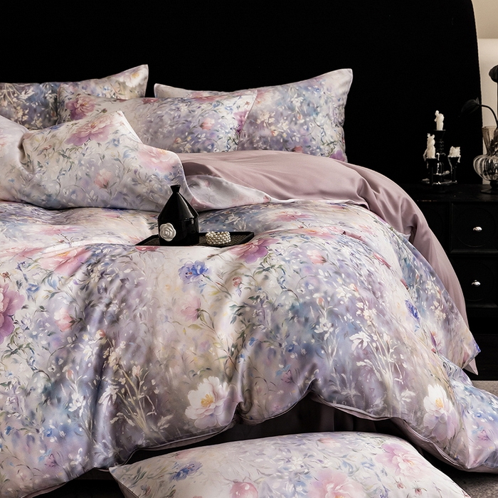 91家纺网 家纺一手货源 找家纺 立奥被业 2025年新款100%兰精天丝四件套天丝数码印花四件套 虞美人-紫