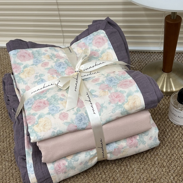 91家纺网 家纺一手货源 找家纺 荣轩 2024新款全棉印花双层纱四件套 皱皱纱花边款 桃野漫漫