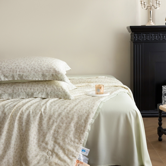 91家纺网 家纺一手货源 找家纺 黛舒家居 2025新款天丝印花夏被四件套 溪涧花