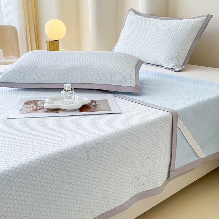 91家纺网 家纺一手货源 找家纺 小萌虎 2025新款冰豆豆凉席 凉席款 浅蓝