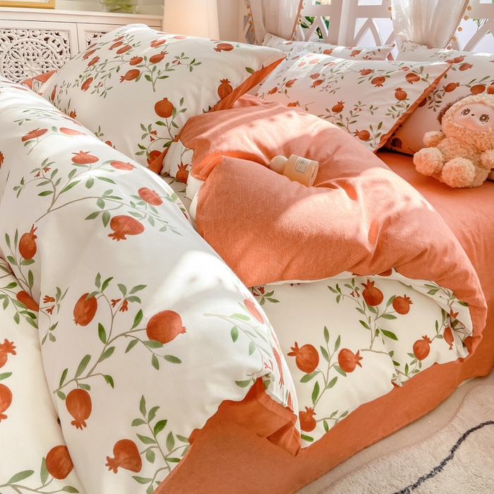 91家纺网 家纺一手货源 找家纺 帅露家纺 2025开春新品全棉喷气13070小清新印花纯棉全棉四件套 红了石榴