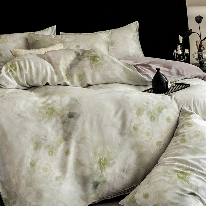 91家纺网 家纺一手货源 找家纺 立奥被业 2025年新款100%兰精天丝四件套天丝数码印花四件套 天仙子-灰